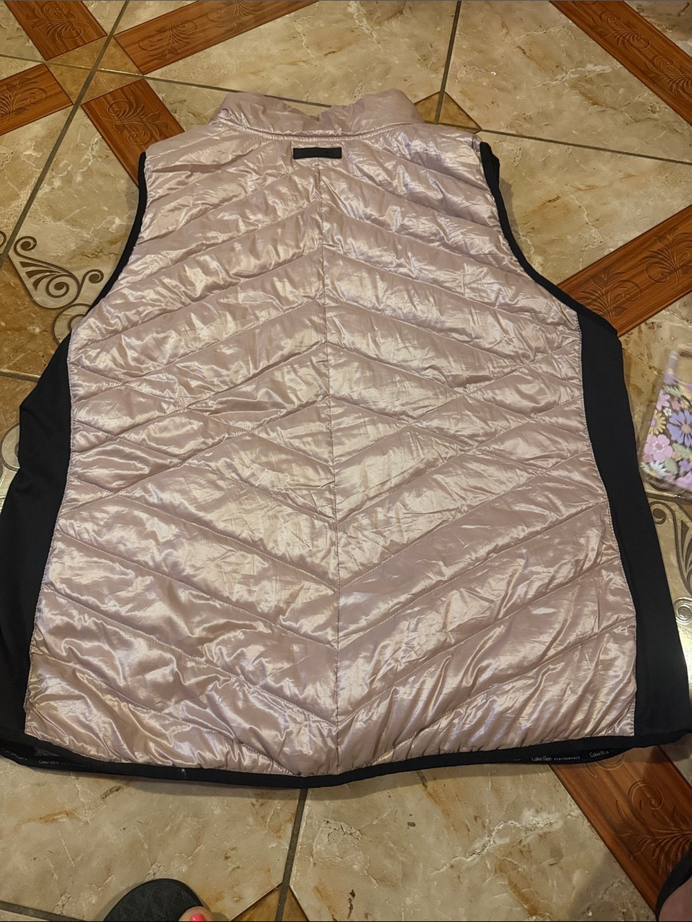 Calvin Klein Light Pink Quilted Puffer Vest - Picture 2 of 3